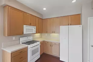 2438 Sheldon Dr, Fairfield, CA 94533 - Photo 14