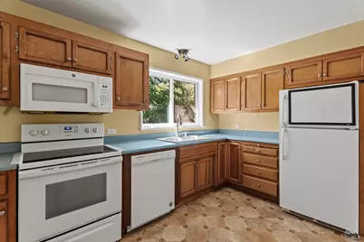 611 Hawthorne Lane, Willits, CA 95490 - Photo 12