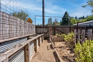 611 Hawthorne Ln, Willits, CA 95490 - Photo 22