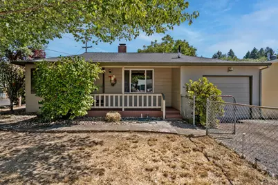 611 Hawthorne Lane, Willits, CA 95490 - Photo 2