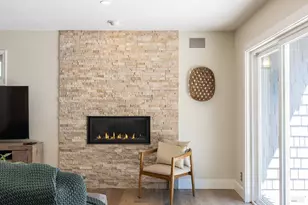 1018 Oakmont Ct, Napa, CA 94559 - Photo 10