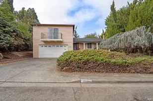 201 Tamalpais Dr, Vallejo, CA 94589 - Photo 2