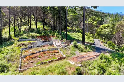 8207 W Dry Creek Road, Healdsburg, CA 95448 - Photo 14