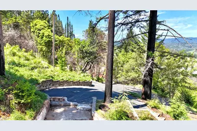 8207 W Dry Creek Road, Healdsburg, CA 95448 - Photo 16