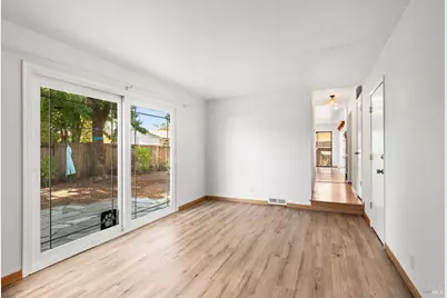 537 Emerald Park Court, Santa Rosa, CA 95409 - Photo 16