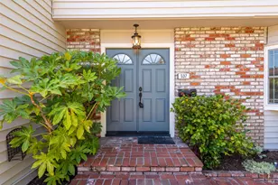 537 Emerald Park Ct, Santa Rosa, CA 95409 - Photo 2