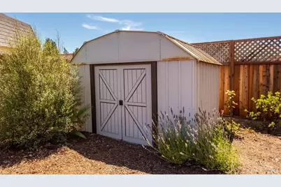 537 Emerald Park Court, Santa Rosa, CA 95409 - Photo 30