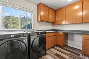 17319 Meadow View Dr, Hidden Valley Lake, CA 95467 - Photo 20