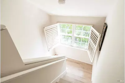 26 Mariners Circle, San Rafael, CA 94903 - Photo 22