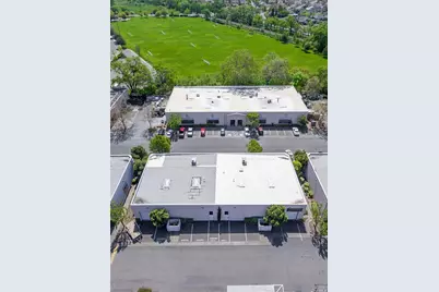 7975 Cameron Drive, Windsor, CA 95492 - Photo 22