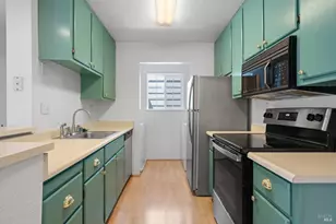 535 Lighthouse Dr, Vallejo, CA 94590 - Photo 2