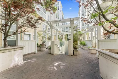 655 12th Street #311, Oakland, CA 94607 - Photo 26