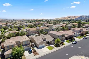 2031 Newcastle Dr, Vacaville, CA 95687 - Photo 60