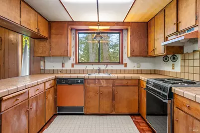 24465 Sherwood Road, Willits, CA 95490 - Photo 14