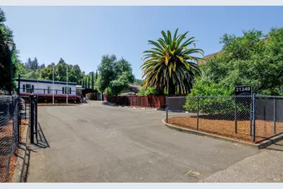 21249 Geyserville Avenue, Geyserville, CA 95441 - Photo 2