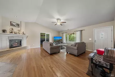 18164 Fishhook Court, Hidden Valley Lake, CA 95467 - Photo 14