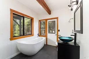 6001 Red Tail Way, Ukiah, CA 95482 - Photo 14