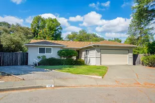 14 St Paul Cir, Novato, CA 94947 - Photo 4