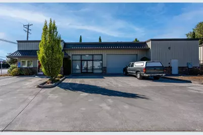 860 S State Street, Ukiah, CA 95482 - Photo 8