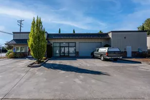 860 S State St, Ukiah, CA 95482 - Photo 8