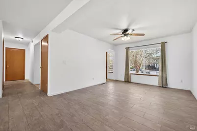 2155 Hastings Court, Santa Rosa, CA 95405 - Photo 8