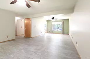 2155 Hastings Ct, Santa Rosa, CA 95405 - Photo 10