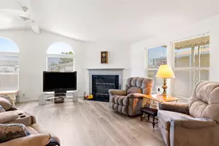 131 Del Paso Dr, Vacaville, CA 95687 - Photo 10