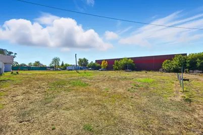 2735 Petaluma Hill Road, Santa Rosa, CA 95404 - Photo 40