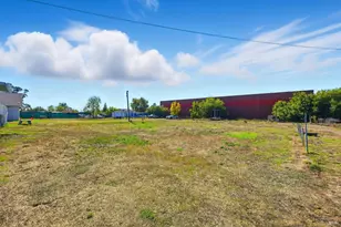 2735 Petaluma Hill Rd, Santa Rosa, CA 95404 - Photo 40