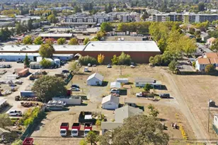 2735 Petaluma Hill Rd, Santa Rosa, CA 95404 - Photo 42