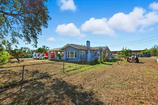 2735 Petaluma Hill Rd, Santa Rosa, CA 95404 - Photo 2