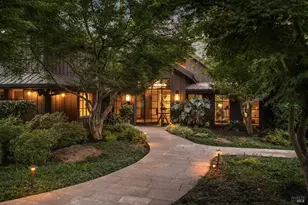 512 Meadowood Ln, Saint Helena, CA 94574 - Photo 2