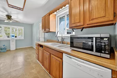 865 Camelia Drive, Dixon, CA 95620 - Photo 16