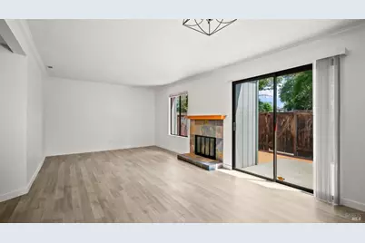 307 Occidental Circle, Santa Rosa, CA 95401 - Photo 4