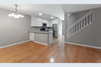 164 N Dutton Avenue, Santa Rosa, CA 95401 - Photo 4