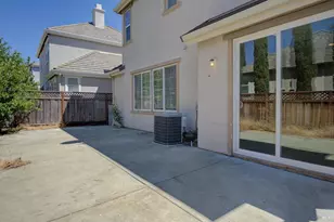 7245 Willow Creek Cir, Vallejo, CA 94591 - Photo 28