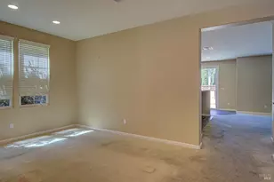 7245 Willow Creek Cir, Vallejo, CA 94591 - Photo 14