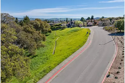 509 Larch Drive, Petaluma, CA 94952 - Photo 10