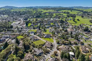 513 Larch Dr, Petaluma, CA 94952 - Photo 14