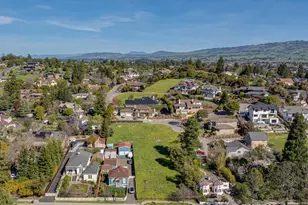 13 Dorenfeld Ct, Petaluma, CA 94952 - Photo 4