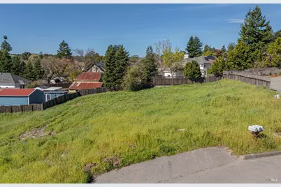 12 Dorenfeld Court, Petaluma, CA 94952 - Photo 2