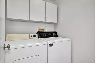 18278 N Shore Drive, Hidden Valley Lake, CA 95467 - Photo 26