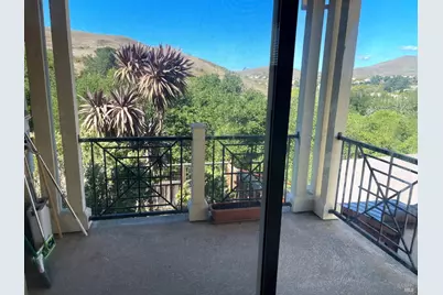 6585 Deerfield Drive, Vallejo, CA 94591 - Photo 2