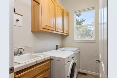 18197 N Shore Drive, Hidden Valley Lake, CA 95467 - Photo 14