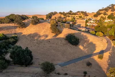 1030 Mulberry Court, Vacaville, CA 95688 - Photo 8