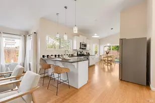 755 Oak Hollow Ave, Vacaville, CA 95687 - Photo 10