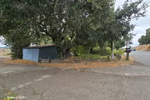 3825 Petaluma Hill Rd, Santa Rosa, CA 95404 - Photo 4