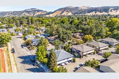 5020 Roma Street, Santa Rosa, CA 95409 - Photo 10