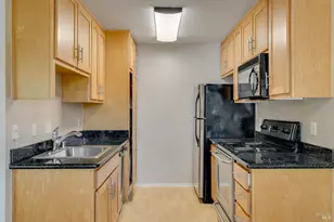 900 Cambridge Dr, Benicia, CA 94510 - Photo 10