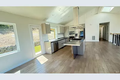 221 El Toyonal Street, Orinda, CA 94563 - Photo 22